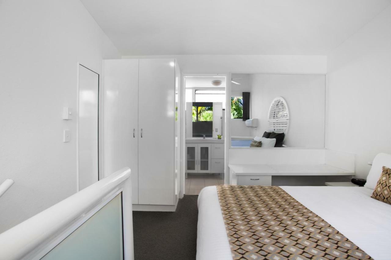Caribbean Noosa Aparthotel Exterior foto
